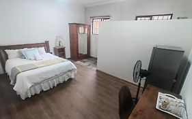 Adhara Guesthouse
